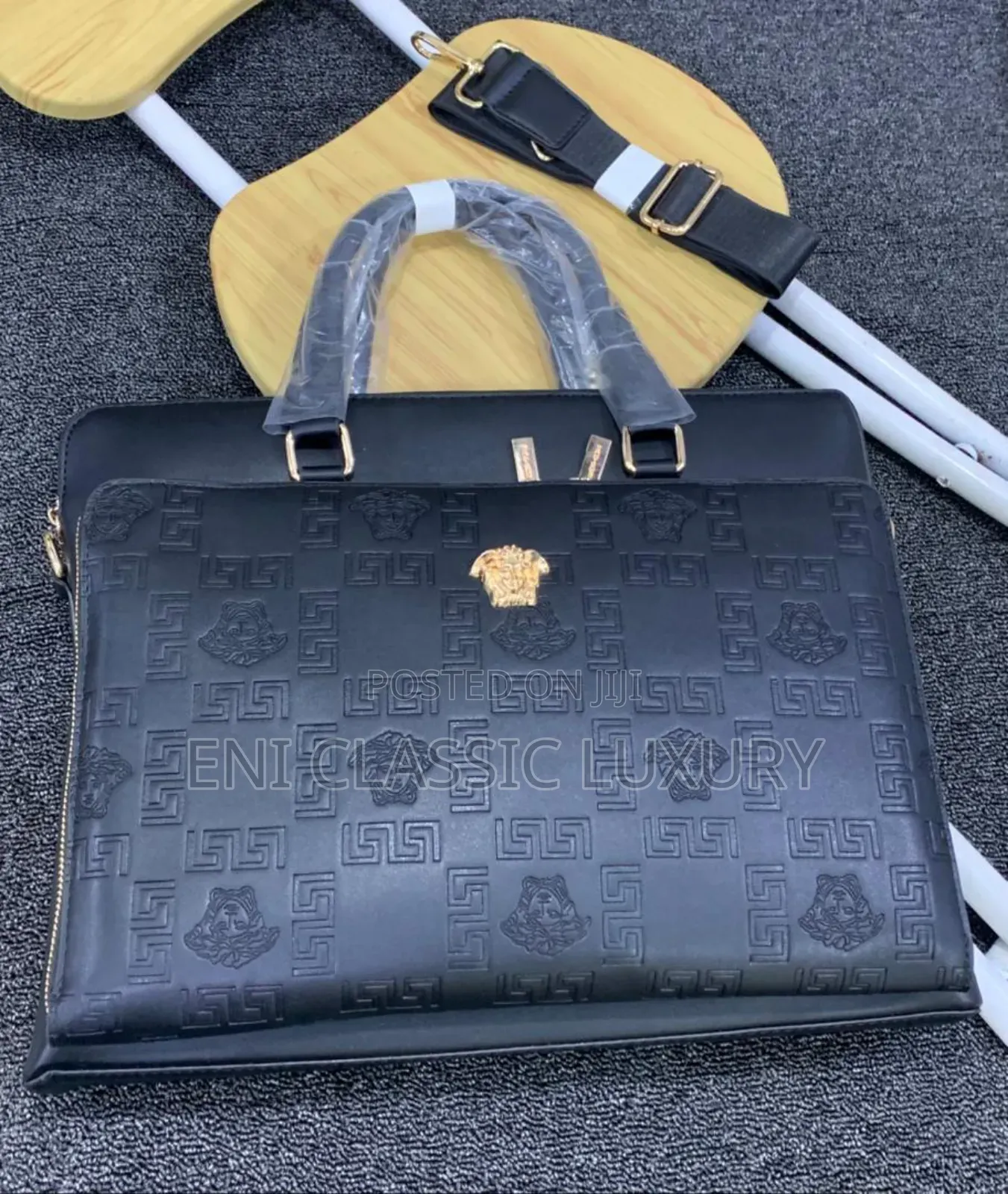 Pure Quality Luxury Laptops Bags Versace Well Branded