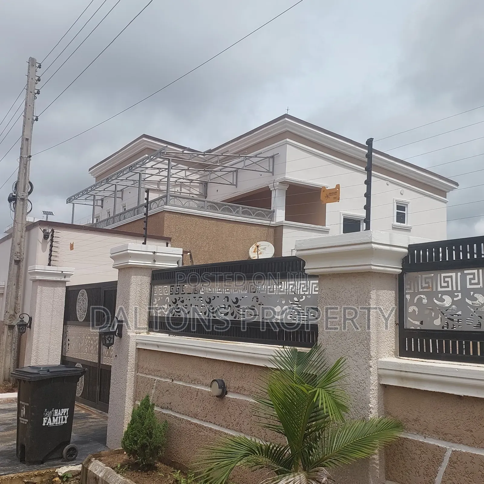 4bdrm Duplex in Lugbe District for sale