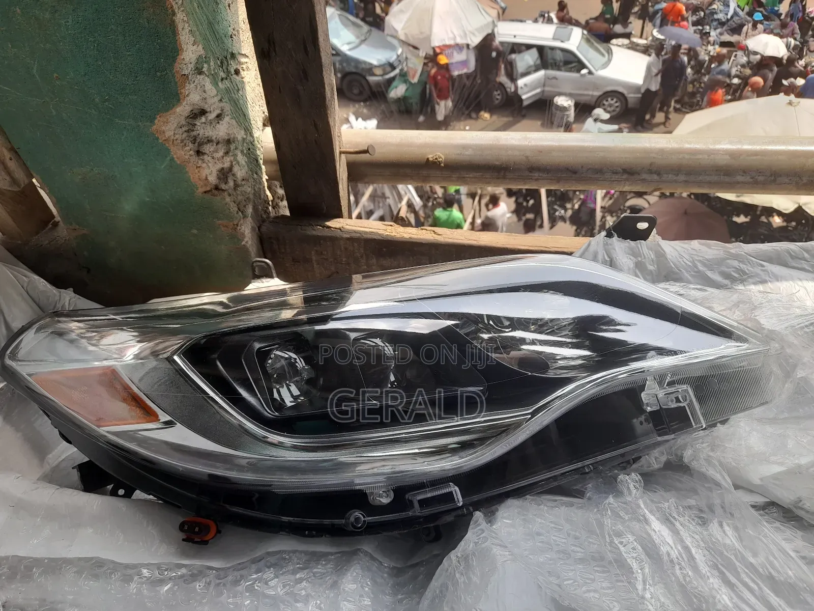 Headlamp Avalon 015