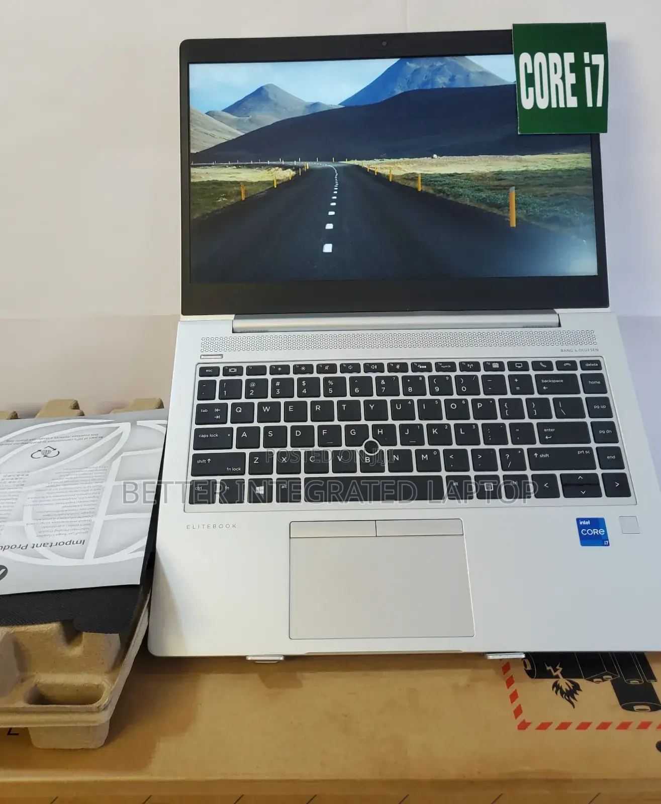 New Laptop HP EliteBook 8760W 8GB Intel Core i7 SSD 256GB