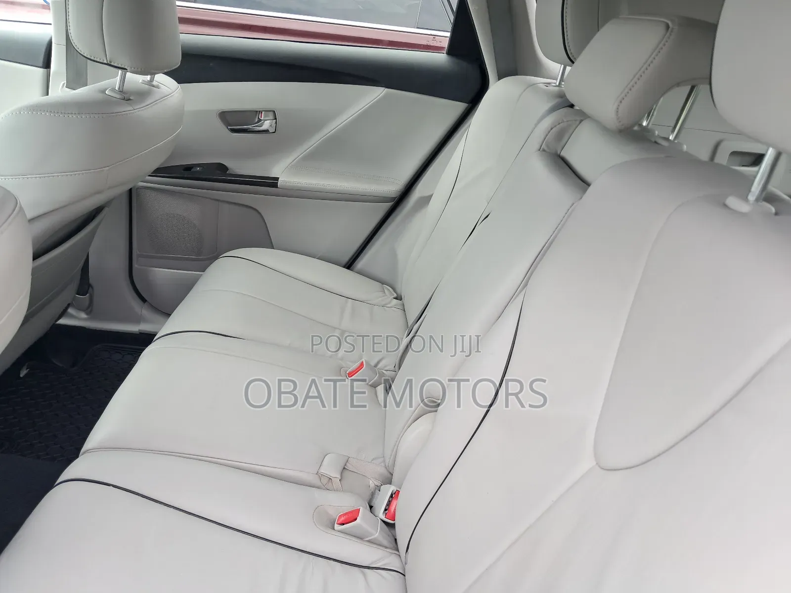 Toyota Venza Limited 4dr Wagon AWD (3.5L 6cyl 6A) 2015 Gray