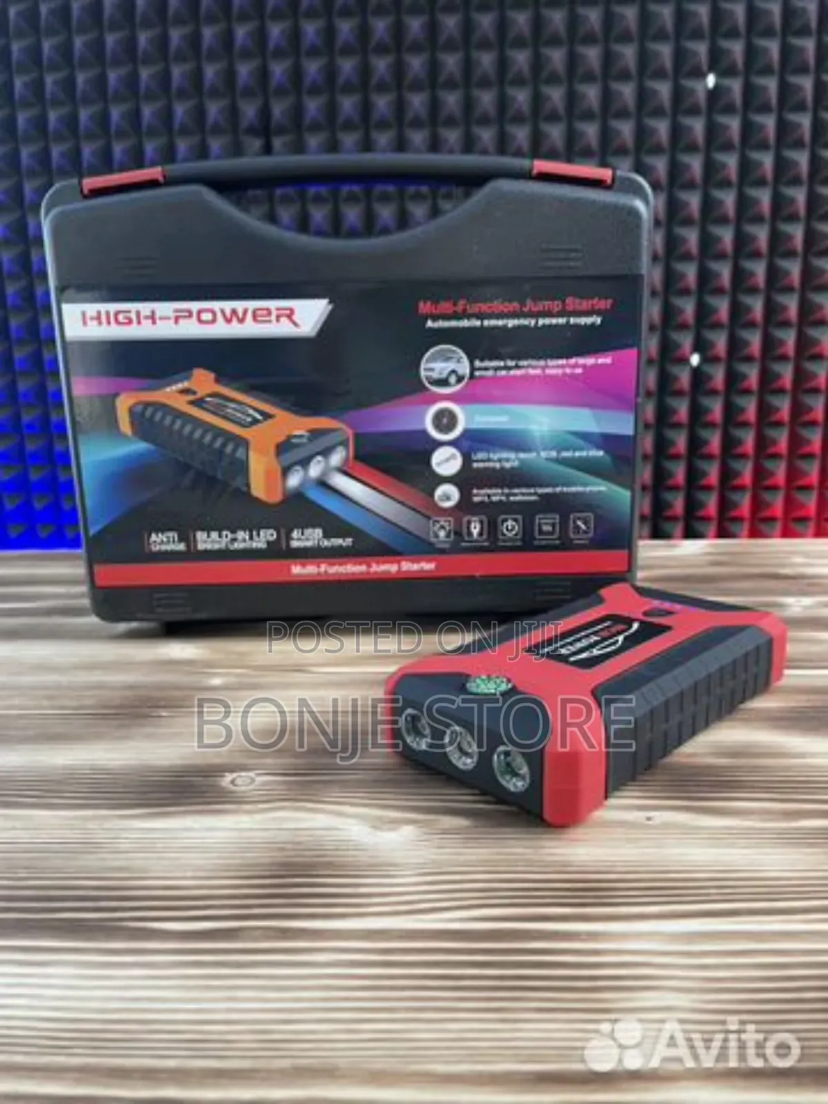 Qy33 High-Power Multi-Function Jump Starter for Cars