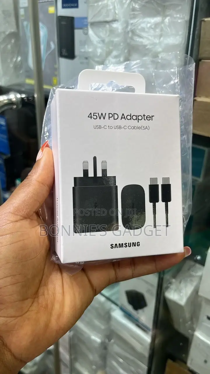 45w Pd Adapter With a Usb-C to Usb-C Cable (5a).