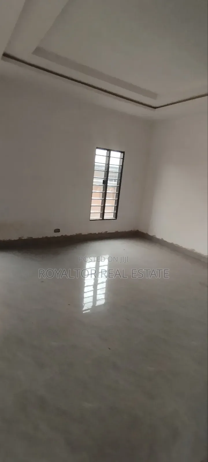 4bdrm Bungalow in Royaltor Real Estate, Benin City for sale