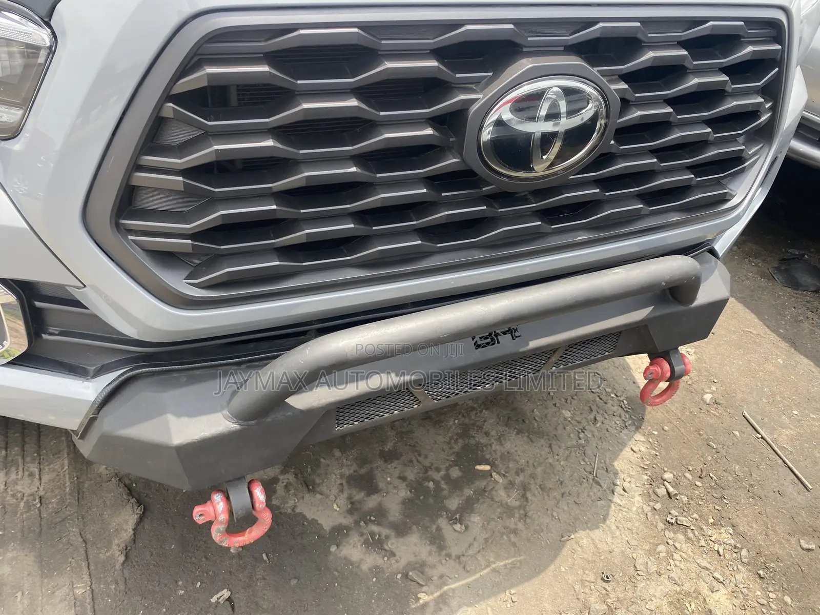 Toyota Tacoma 2023 Silver