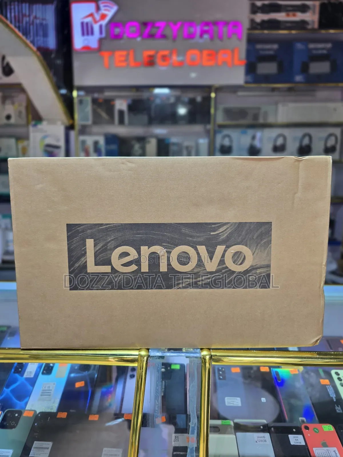 New Laptop Lenovo V15 8GB Intel Core I5 SSD 256GB