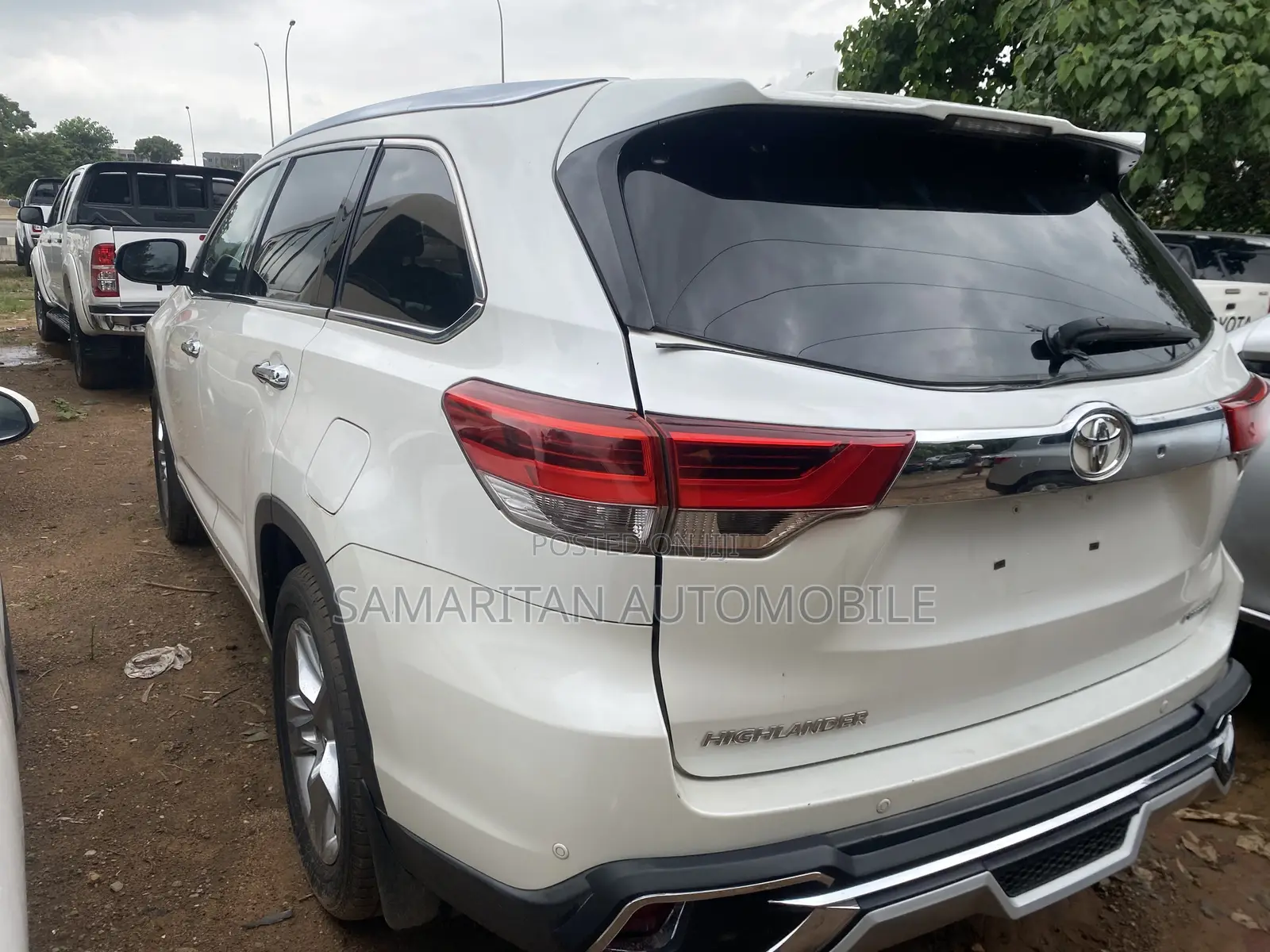 Toyota Highlander XLE 4dr SUV (3.5L 6cyl 6A) 2015 White
