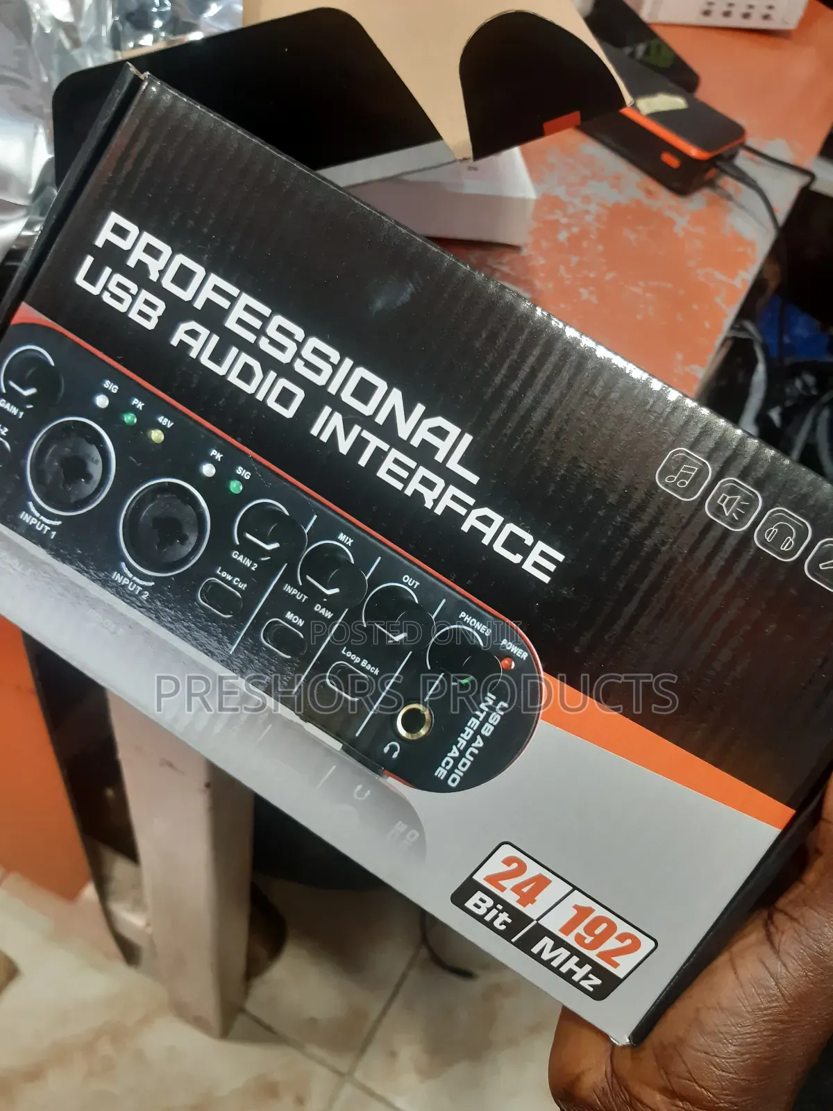 Alctron at-22 Professional Audio Interface