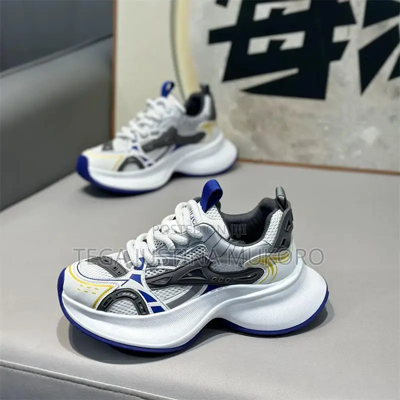 Stylish Design Unisex Sneakers