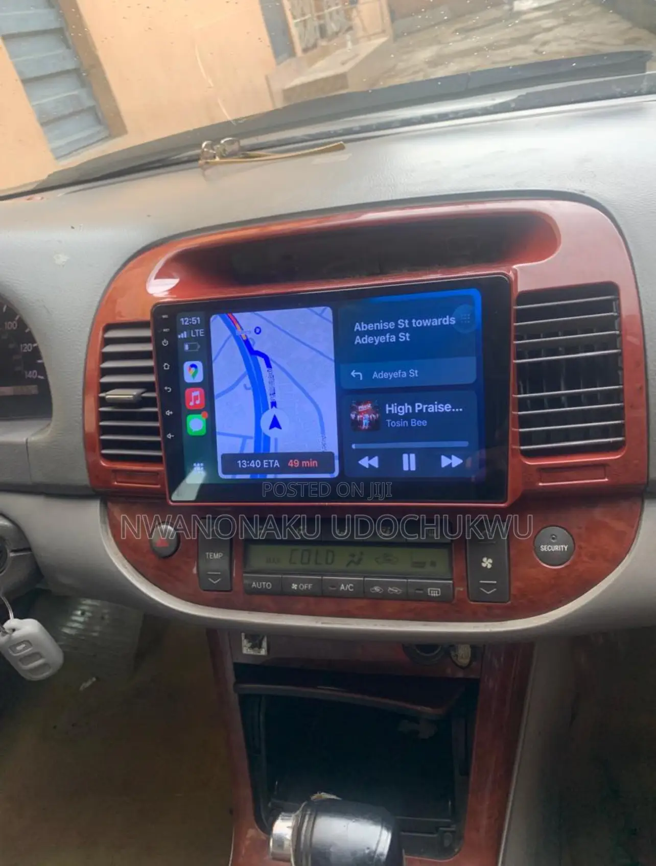 Toyota Camry Formica Android Apple Car Play