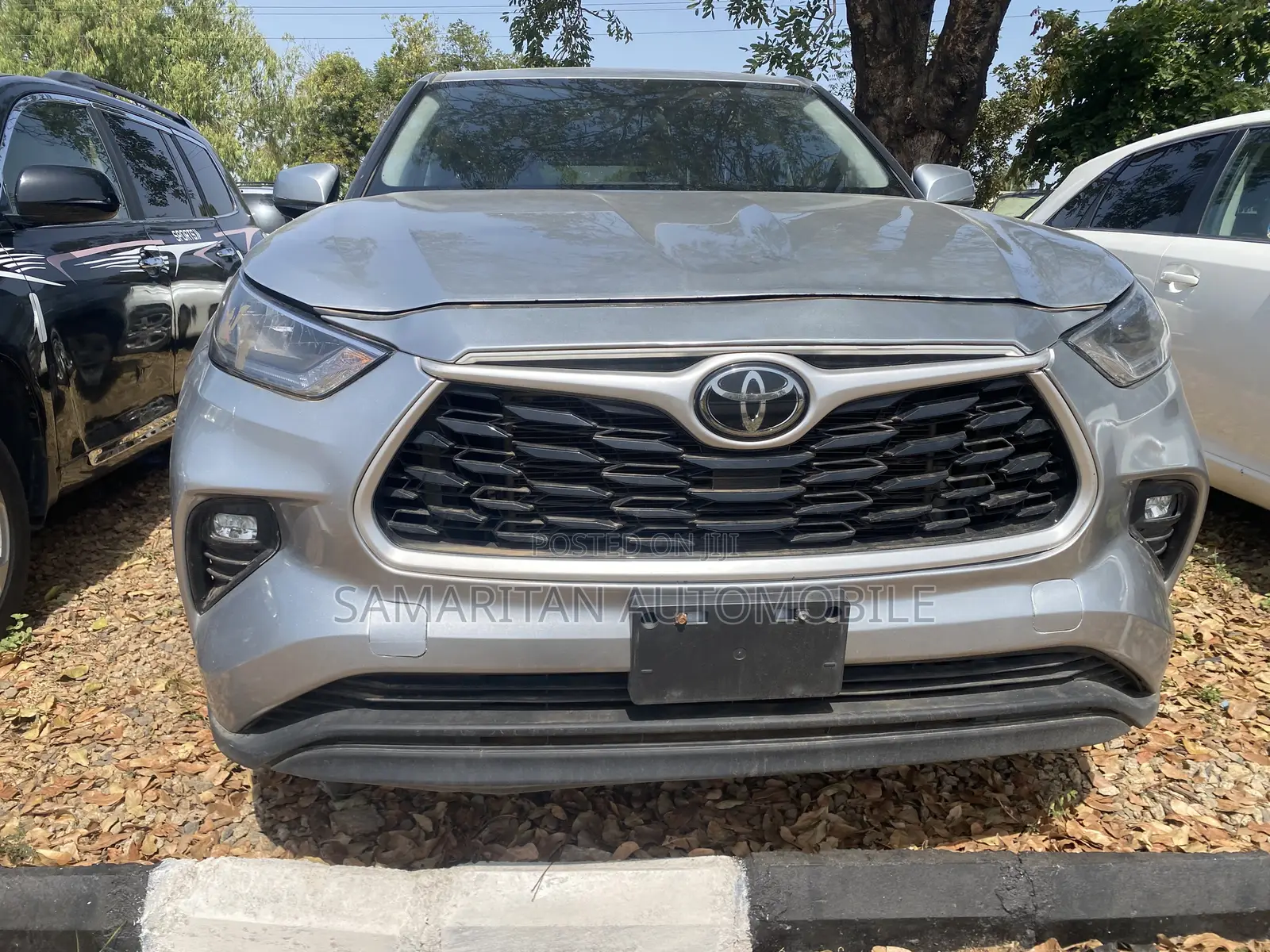 Toyota Highlander LE FWD 2020 Silver