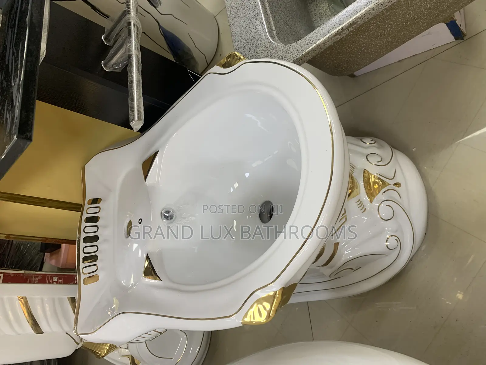 Luxurious White and Gold Bidet Urinary