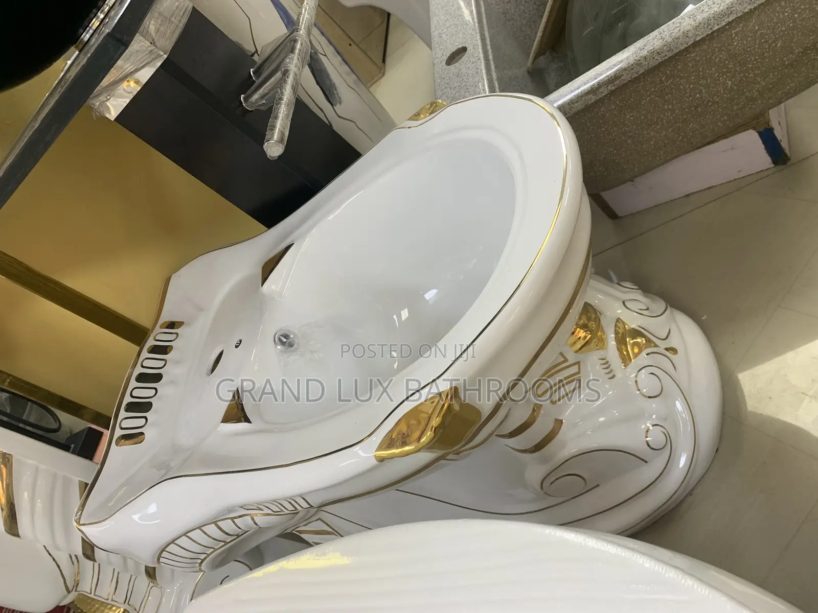 Luxurious White and Gold Bidet Urinary