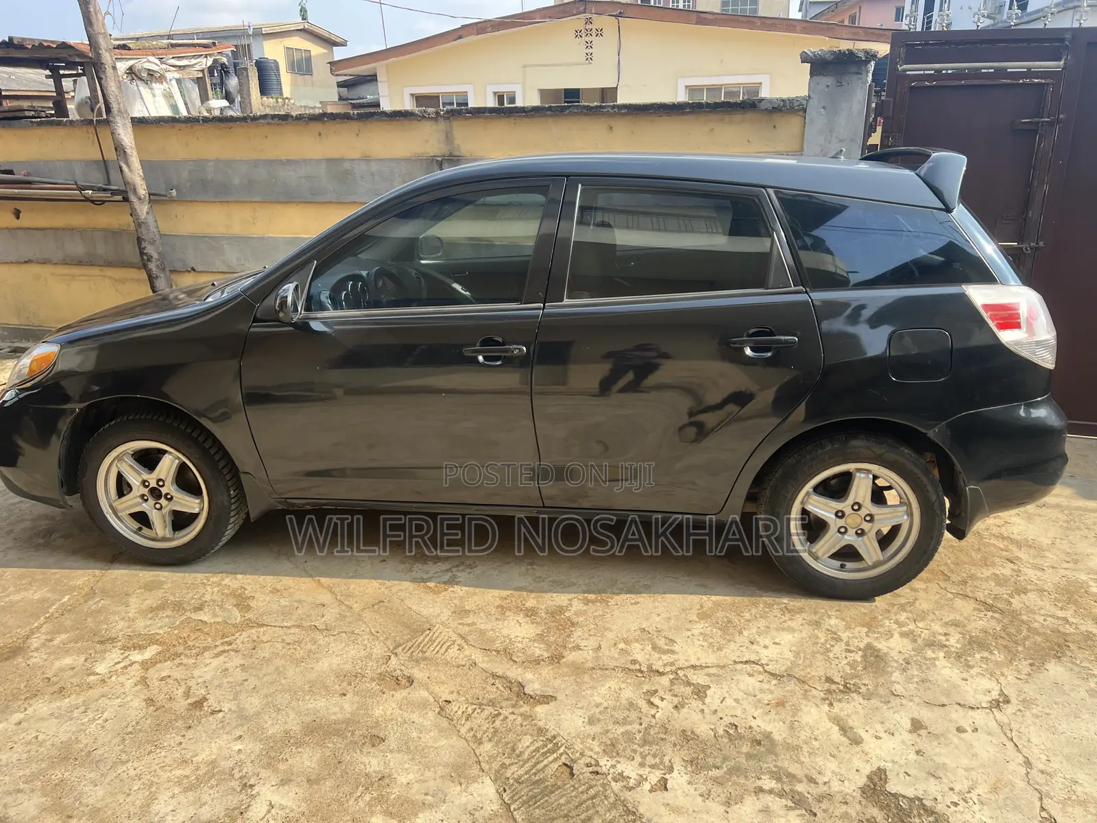 Toyota Matrix XR Hatchback FWD (1.8L 4cyl 4A) 2007 Black
