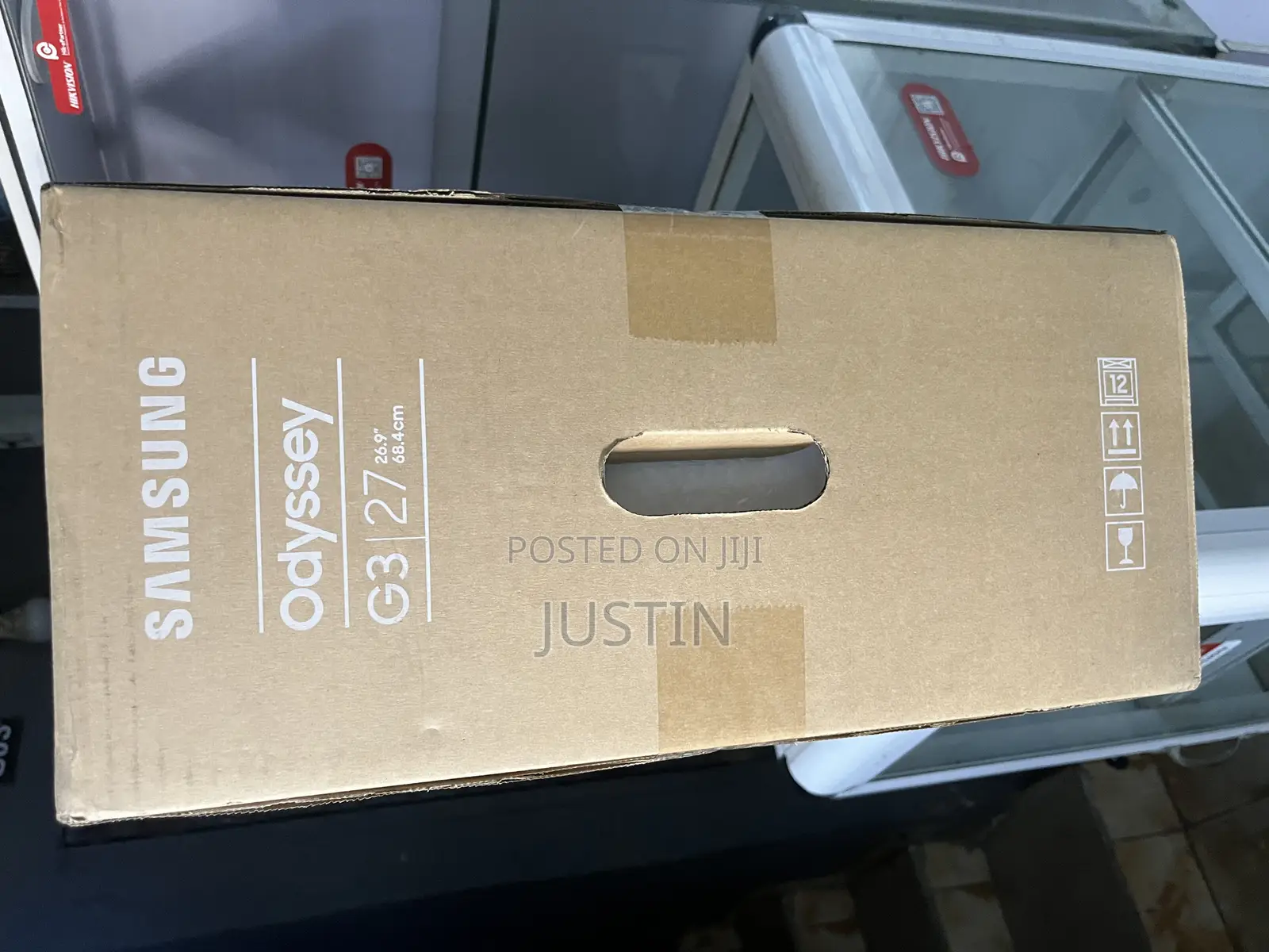 Samsung 27" Odyssey G30d, Fhd, 180hz Gaming Monitor