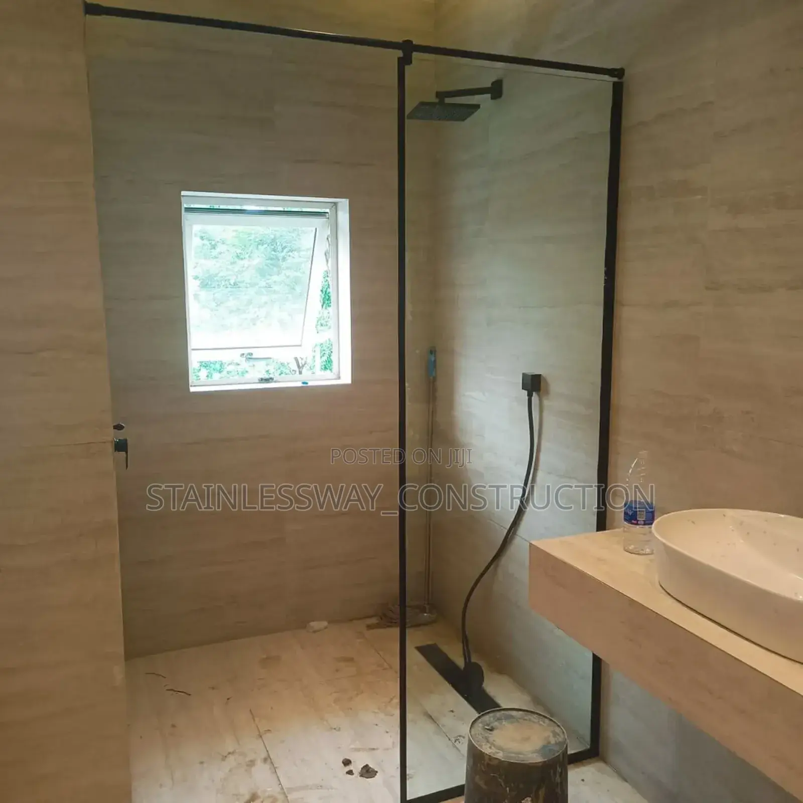 Shower Cubicle Glass With Black Accessories