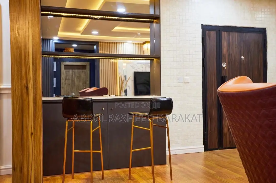 Luxury Three Bedroom Apartment With Pool Ps5 It Can Also Go as 2 Bed