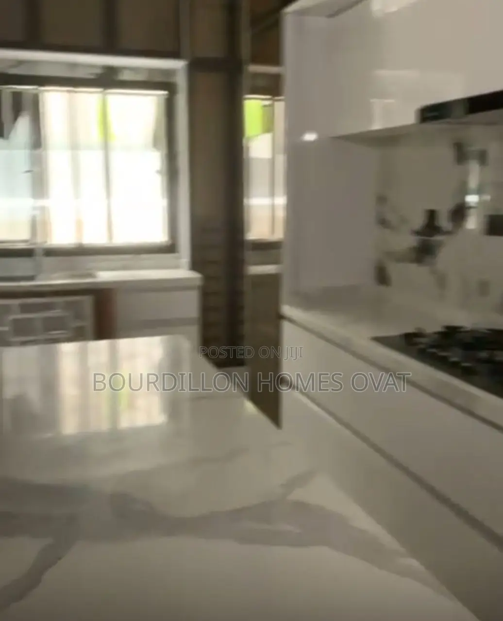 6bdrm Apartment in Lekki Phase 1 for sale