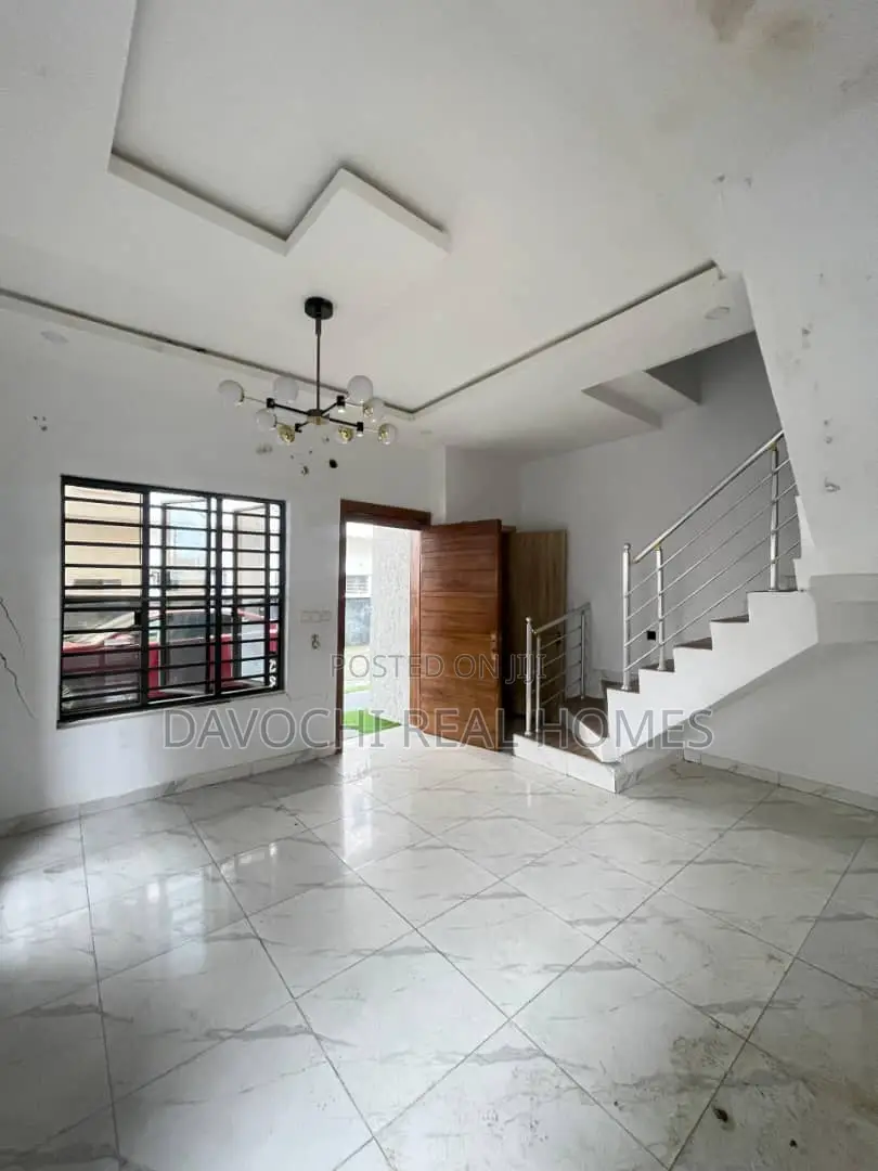 4bdrm Duplex in Ikota for rent