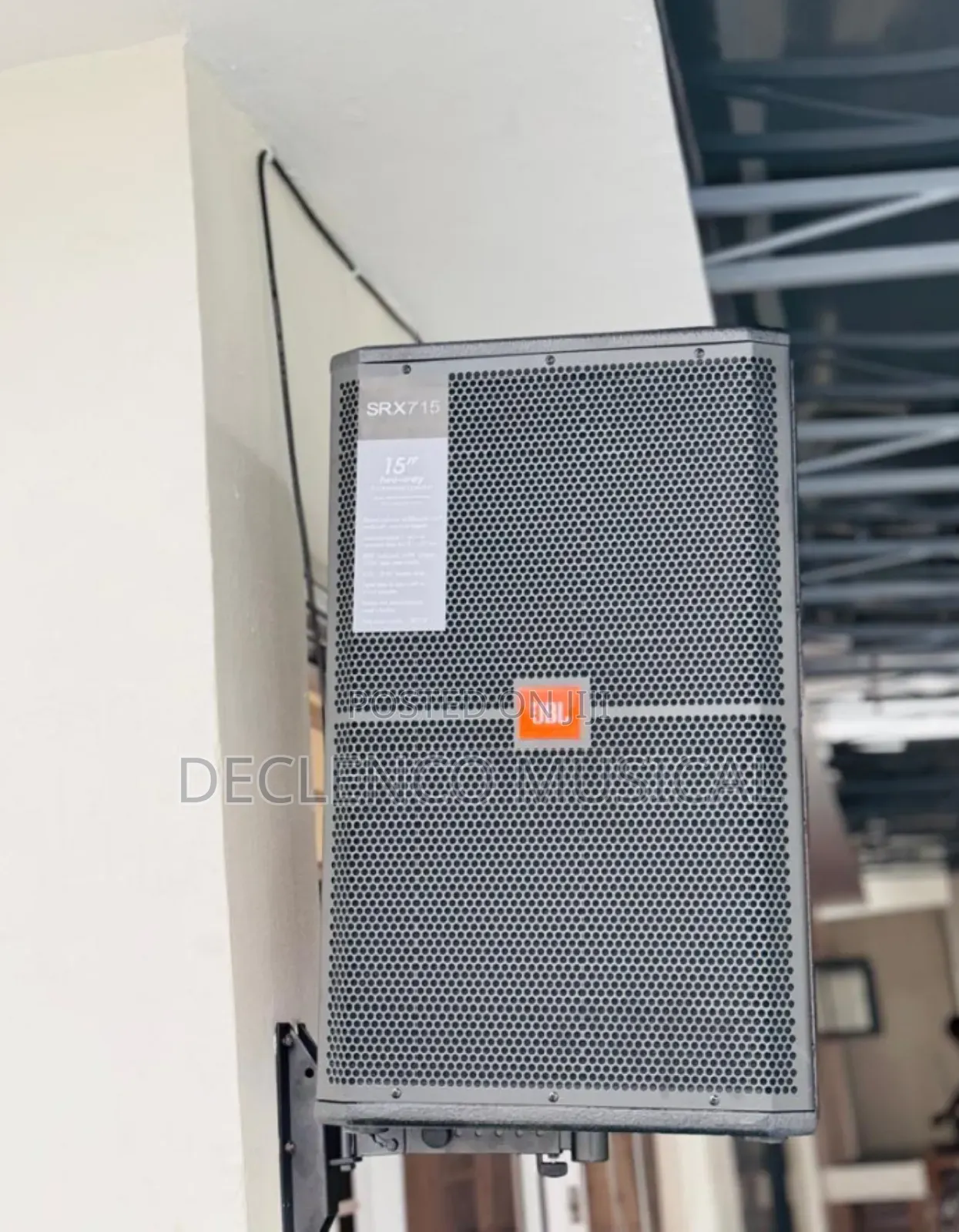 JBL Srx715 Professional 15"Inches Single Speaker