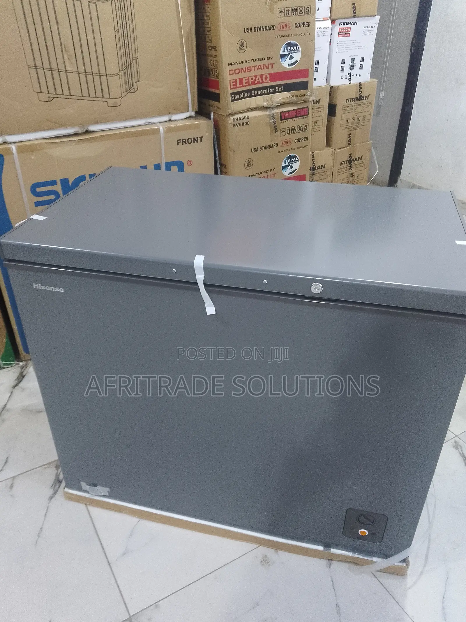 Spacious Chest Freezer for Frozen Goods – 250l