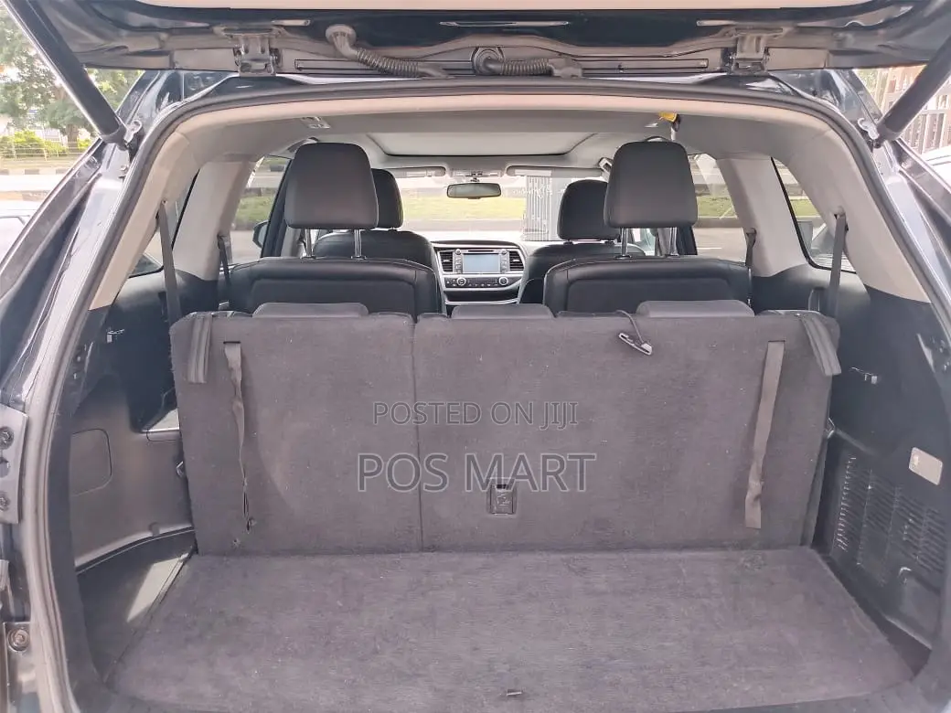 Toyota Highlander Limited Platinum 4dr SUV AWD (3.5L 6cyl 6A) 2014