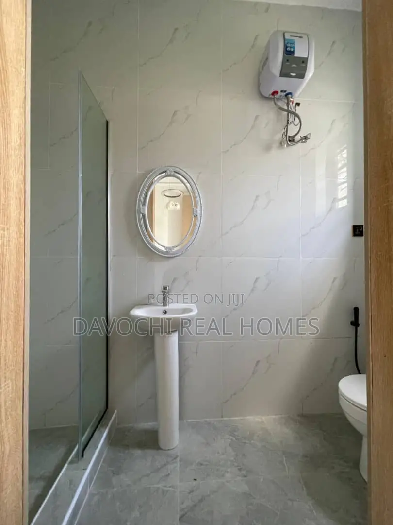 4bdrm Duplex in Ikota for rent
