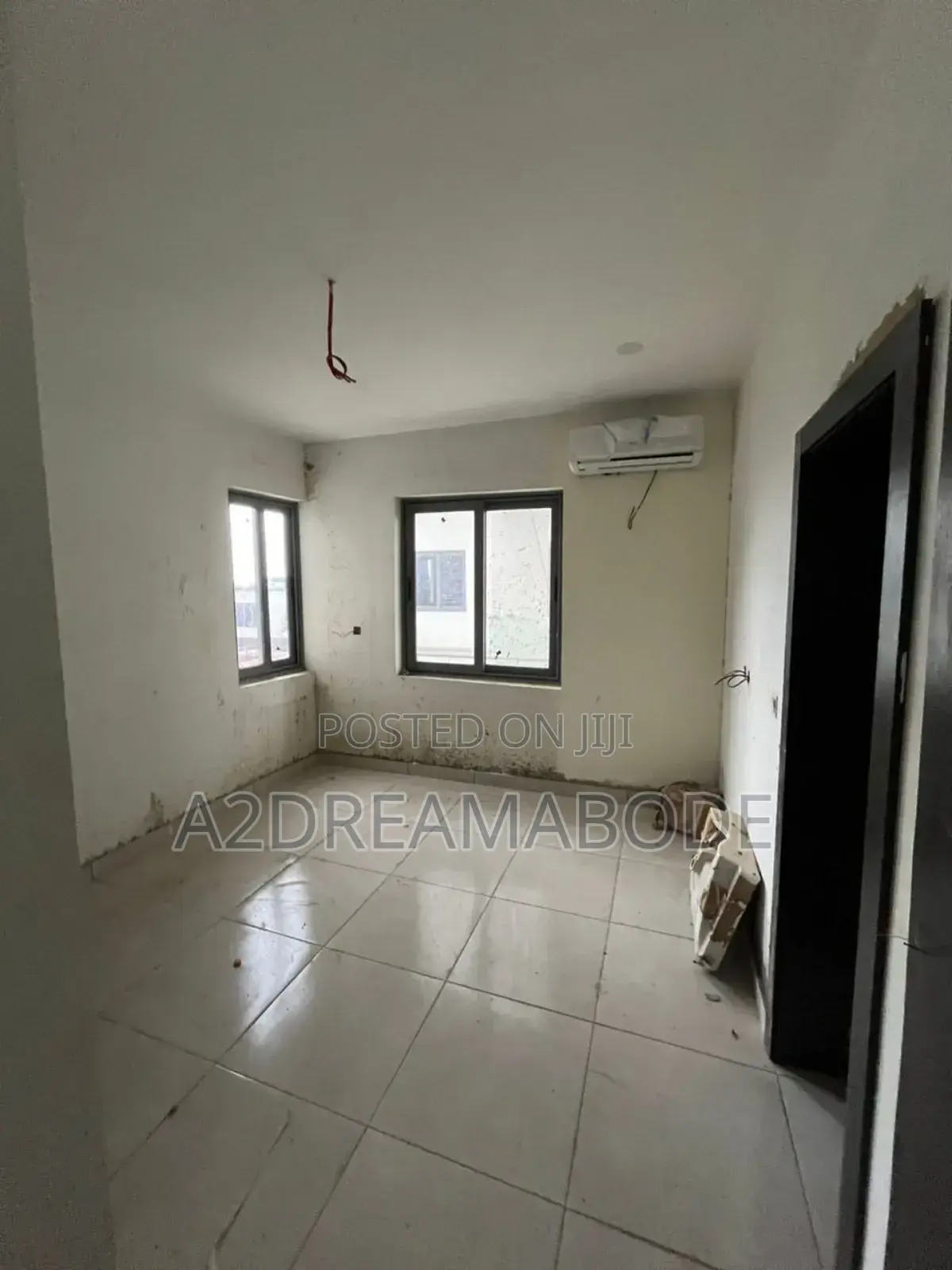 3bdrm Apartment in Ikeja Gra for rent