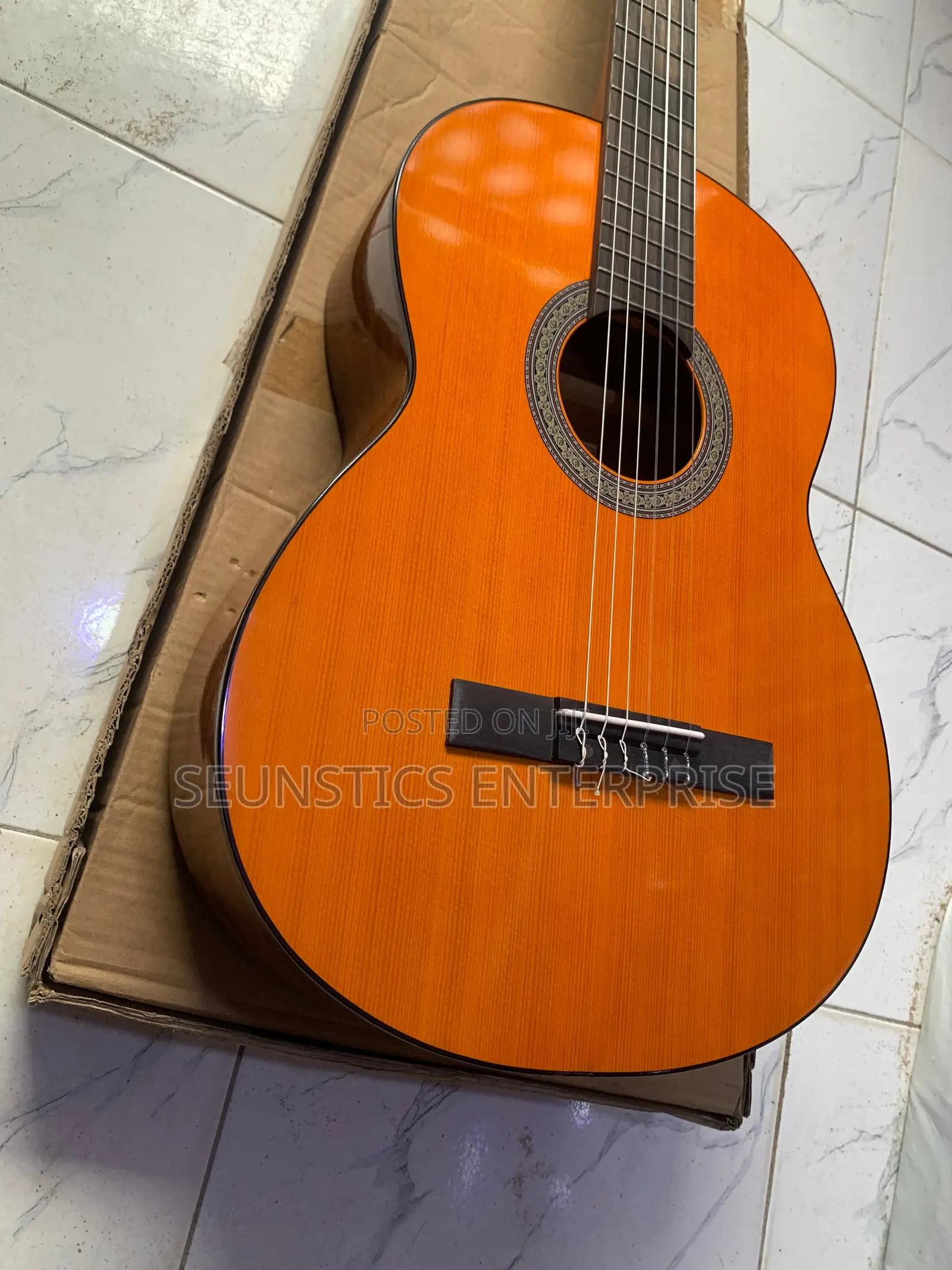Cort Pure Classical Guitar