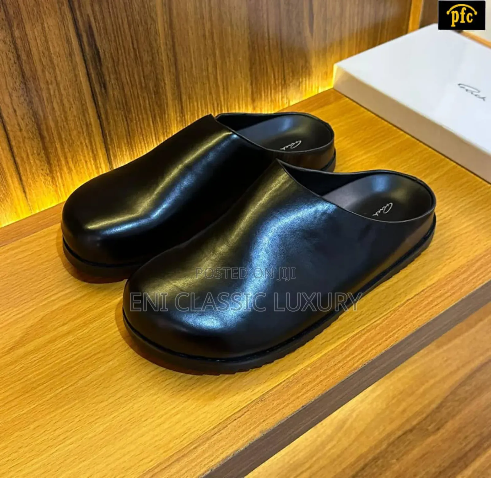 Classic Luxury Men's Half Shoes Balenciaga Well Branded Package