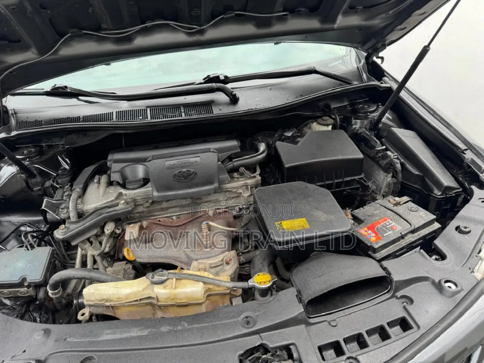 Toyota Camry XLE 4dr Sedan (2.5L 4cyl 6A) 2012