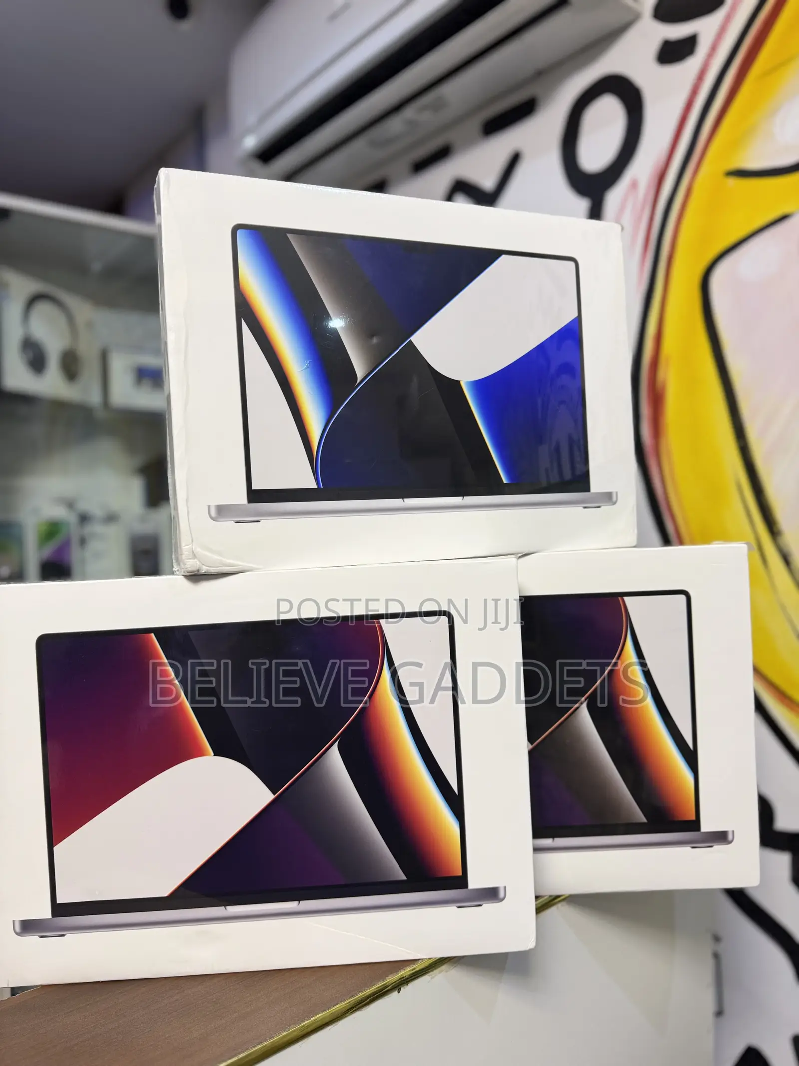New Laptop Apple MacBook Pro 2021 M1 16GB Apple M1 Pro SSD 1T