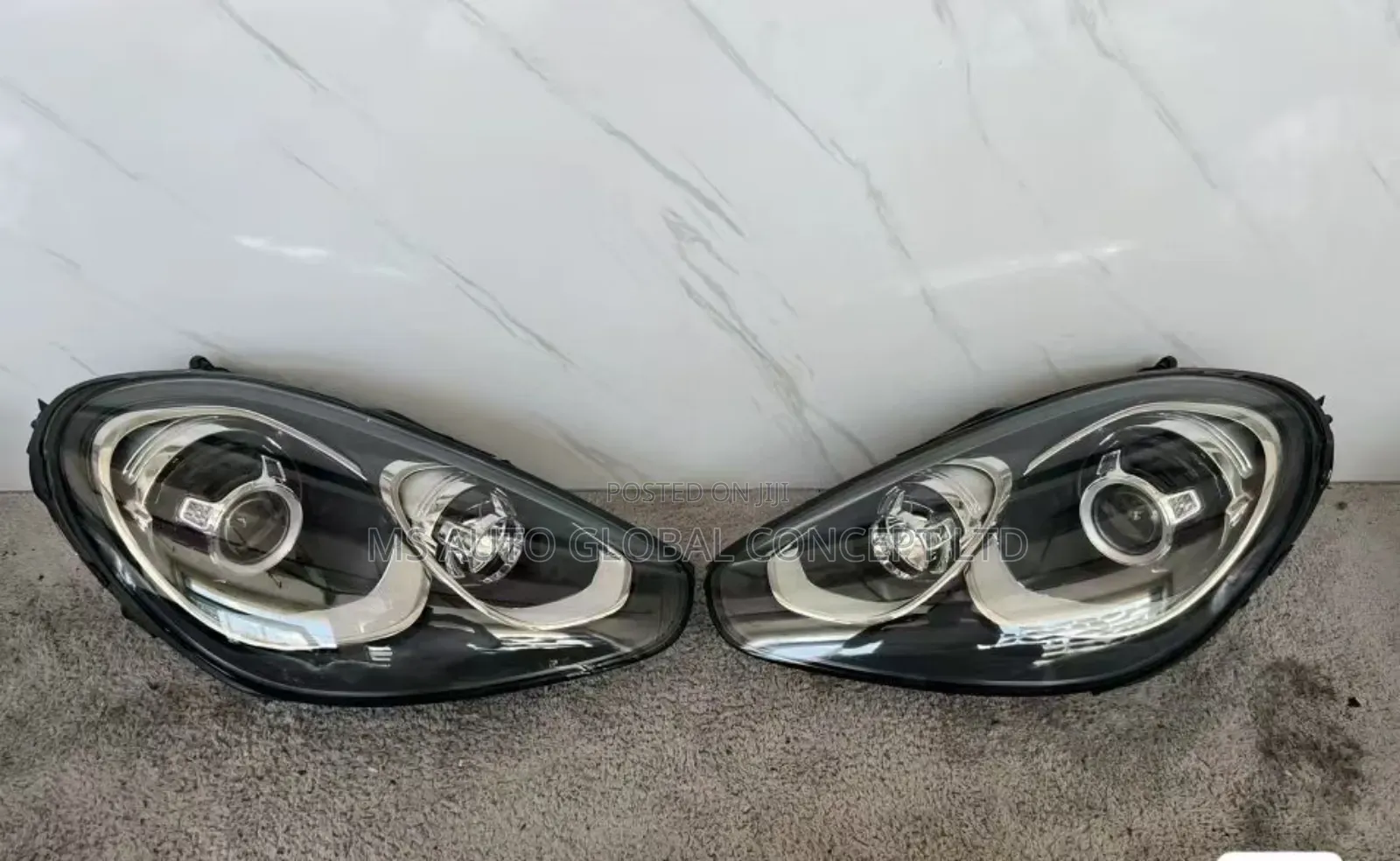 Porsche Cayenne 2016 Headlights
