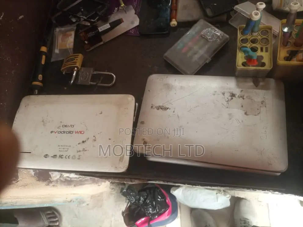 iPhone, Samsungs and All Kinds of Phones and iPads Repair Engineer