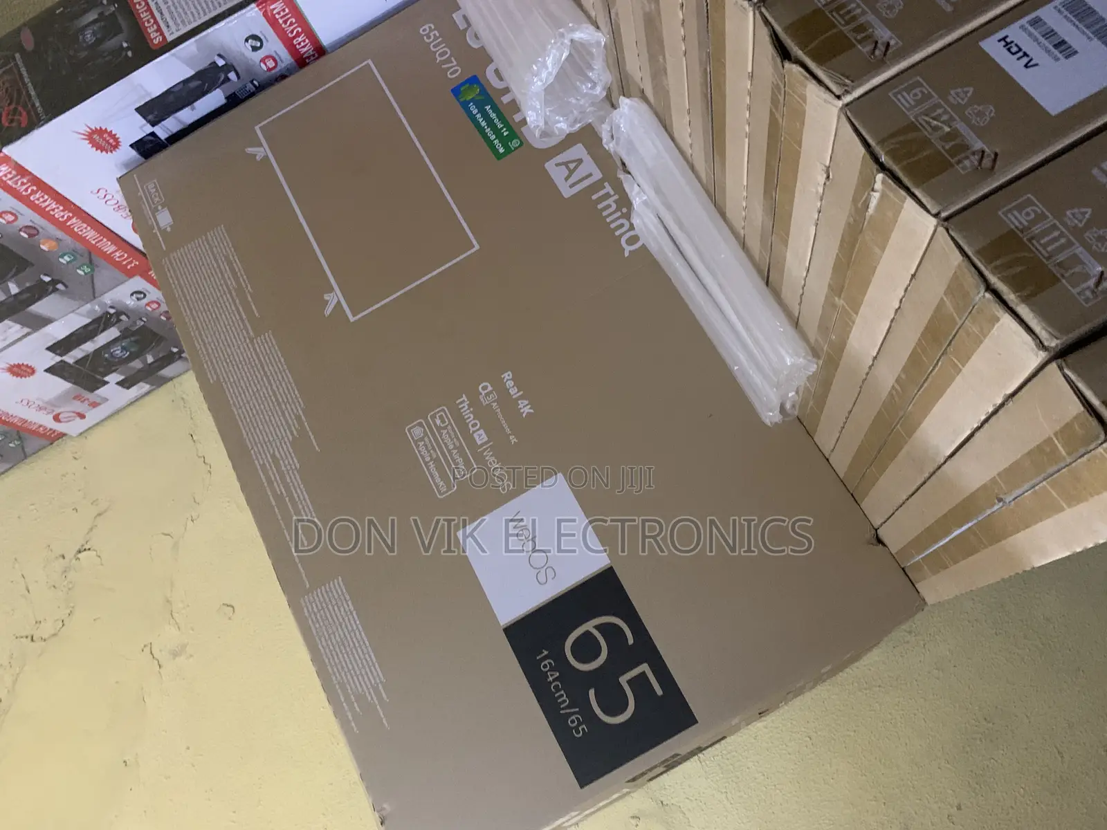 Brand New Smart Frameeaa 65 Incches Tv