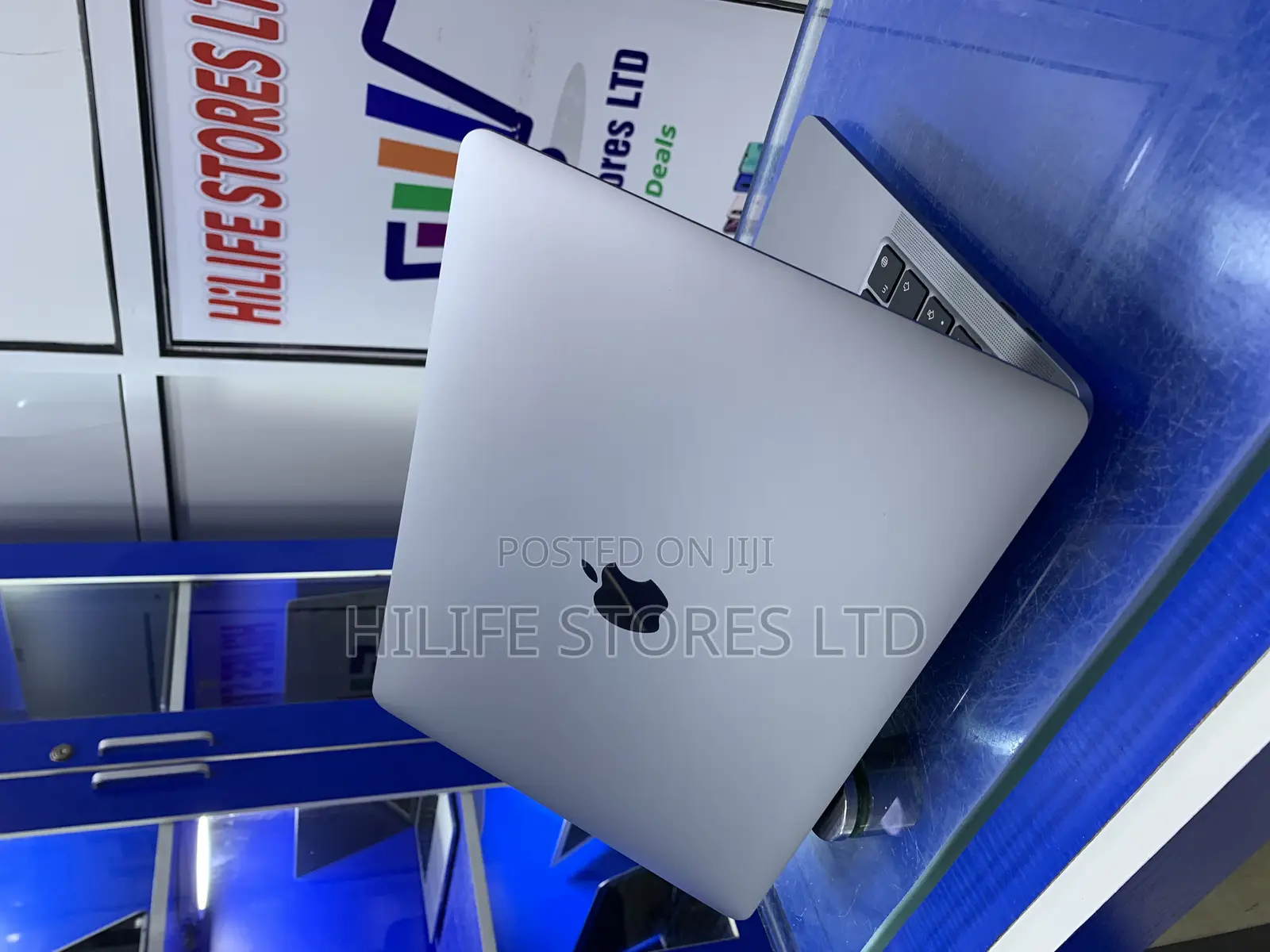 Laptop Apple MacBook Pro 2020 M1 8GB Apple M1 SSD 256GB