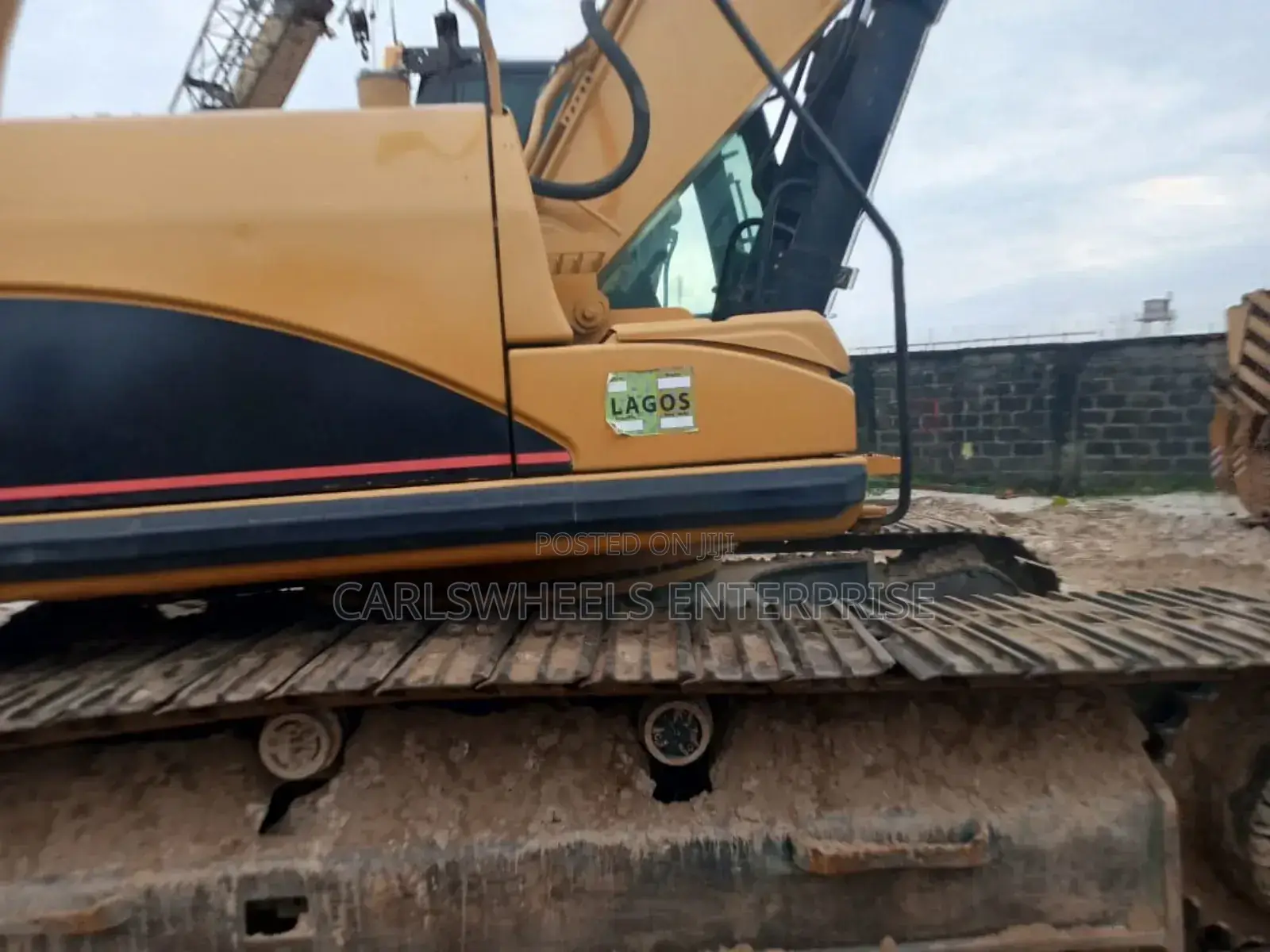 Foreign Used 330dl Caterpillar Excavator.