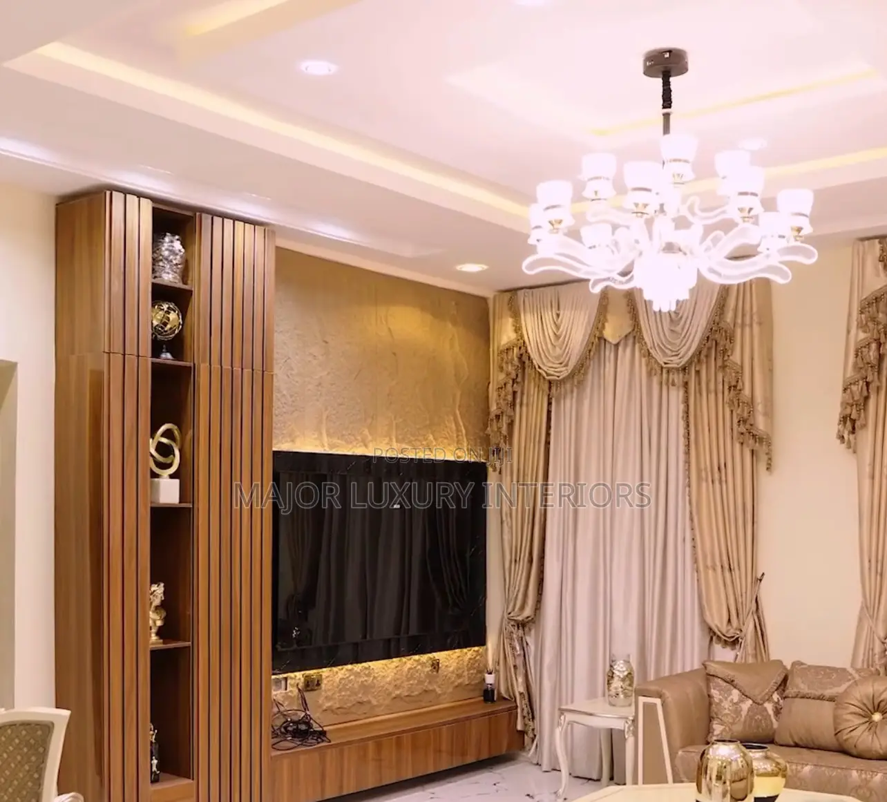 Hugest Grade Turkey Curtains ( Royal)