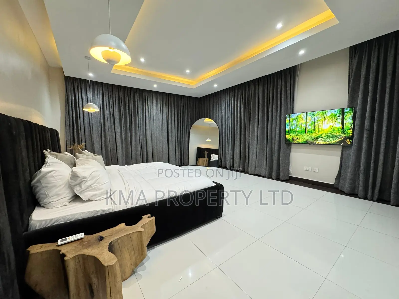 Luxurious 2 Bedroom Penthouse With Pool Gym and Ps5