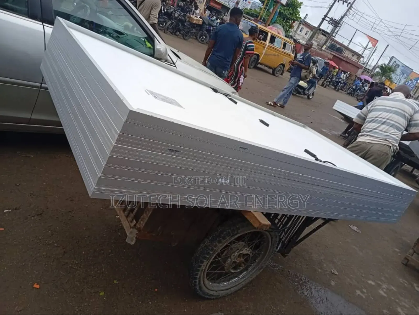 Jinko 600watts Solar Panel 144cell Available
