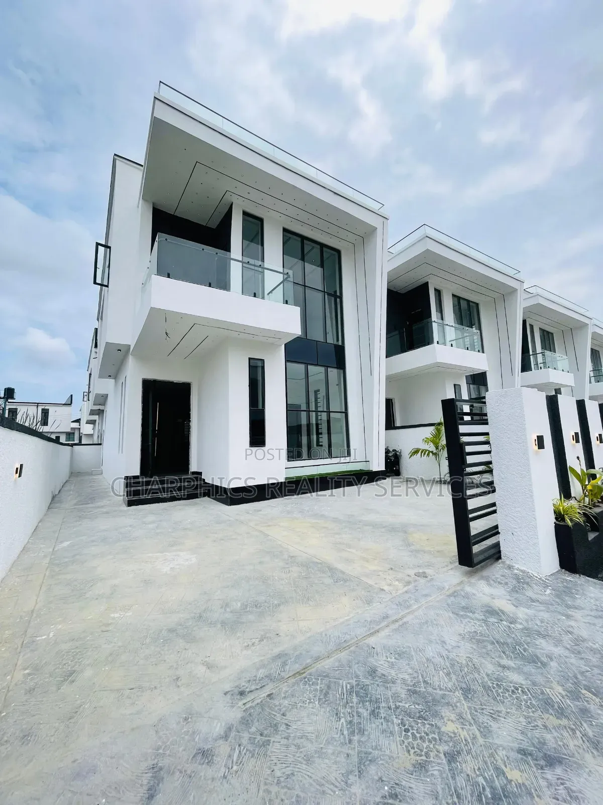 4bdrm Duplex in Ajah for sale