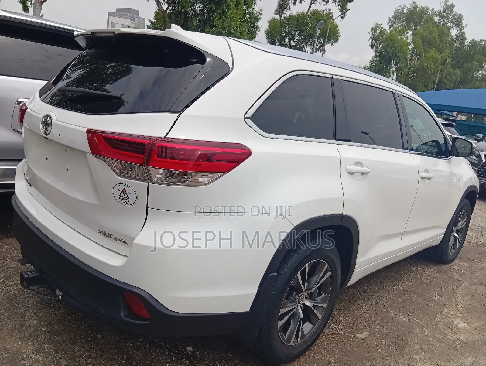 Toyota Highlander XLE 4x4 V6 (3.5L 6cyl 8A) 2018 White