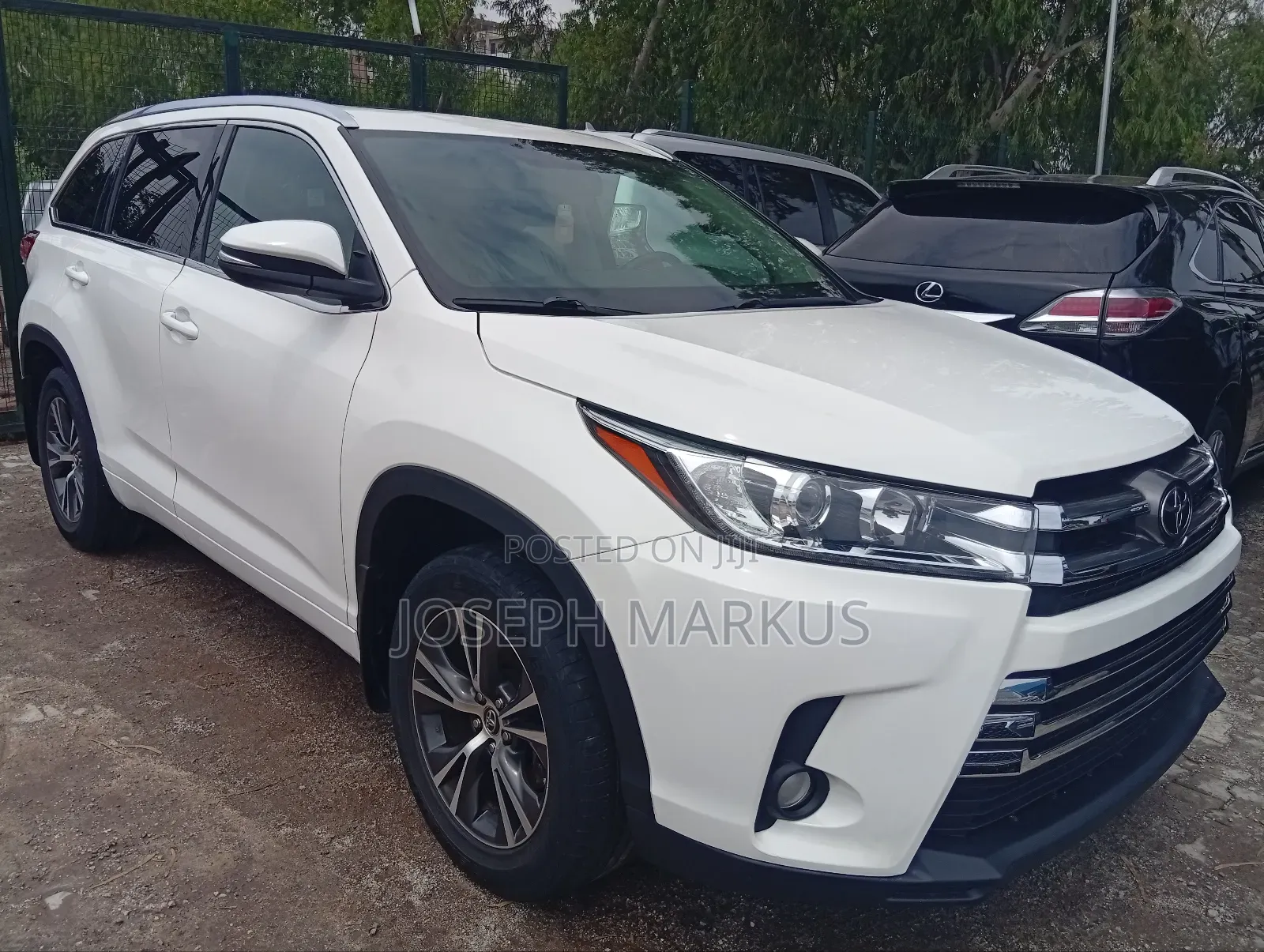 Toyota Highlander XLE 4x4 V6 (3.5L 6cyl 8A) 2018 White