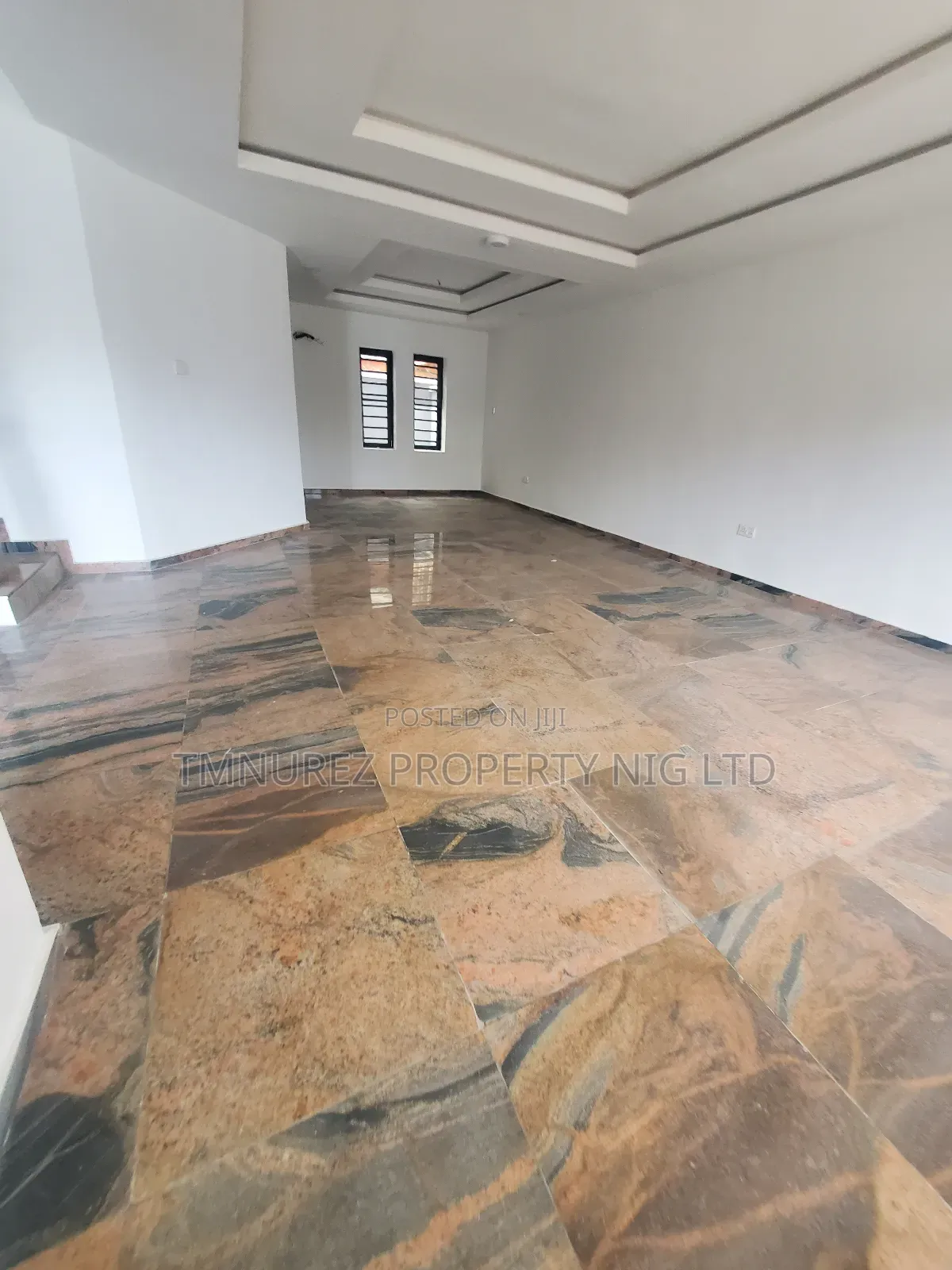 4bdrm Duplex in Ologolo Lekki for sale