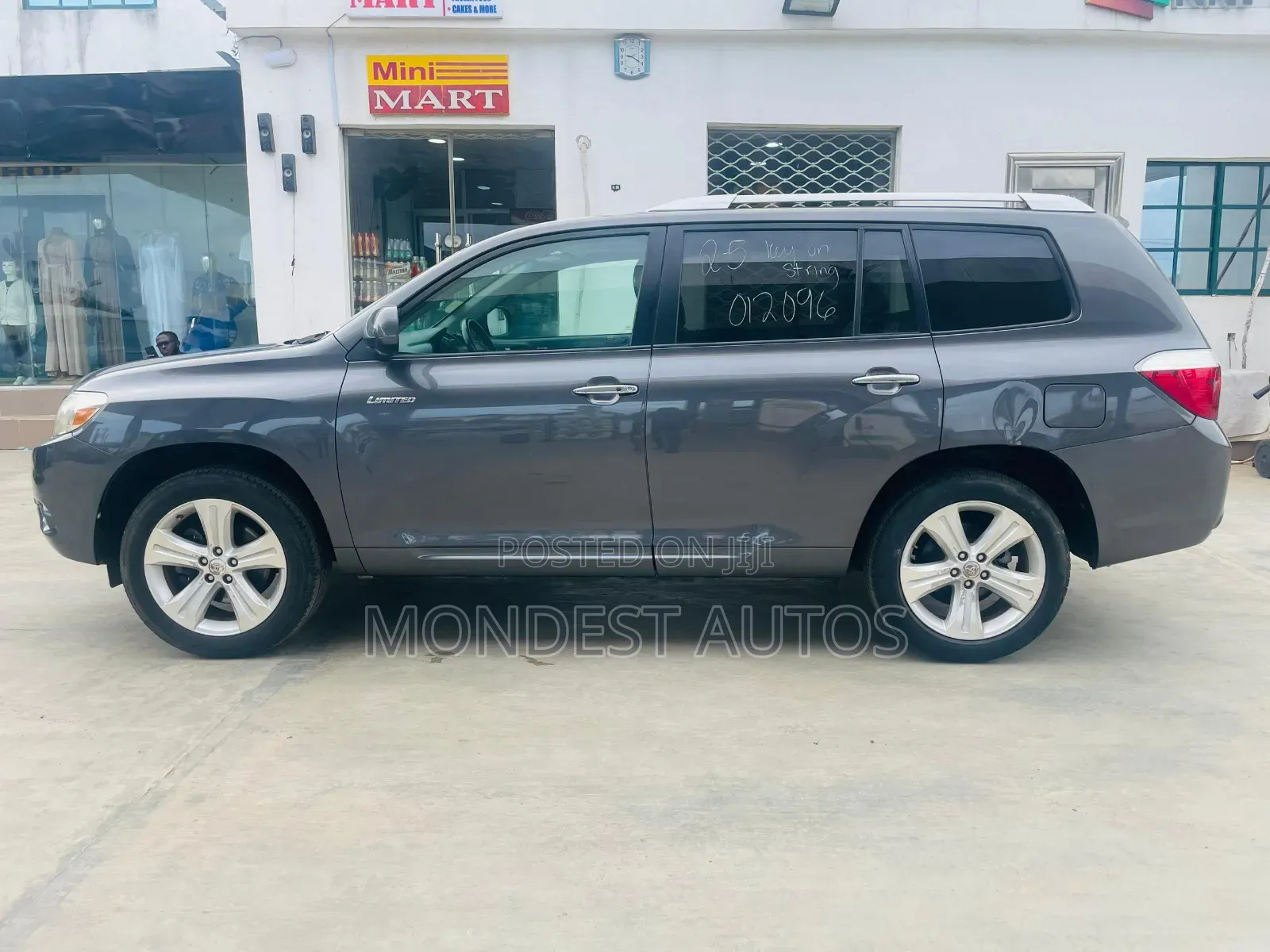 Toyota Highlander Limited 2010 Gray