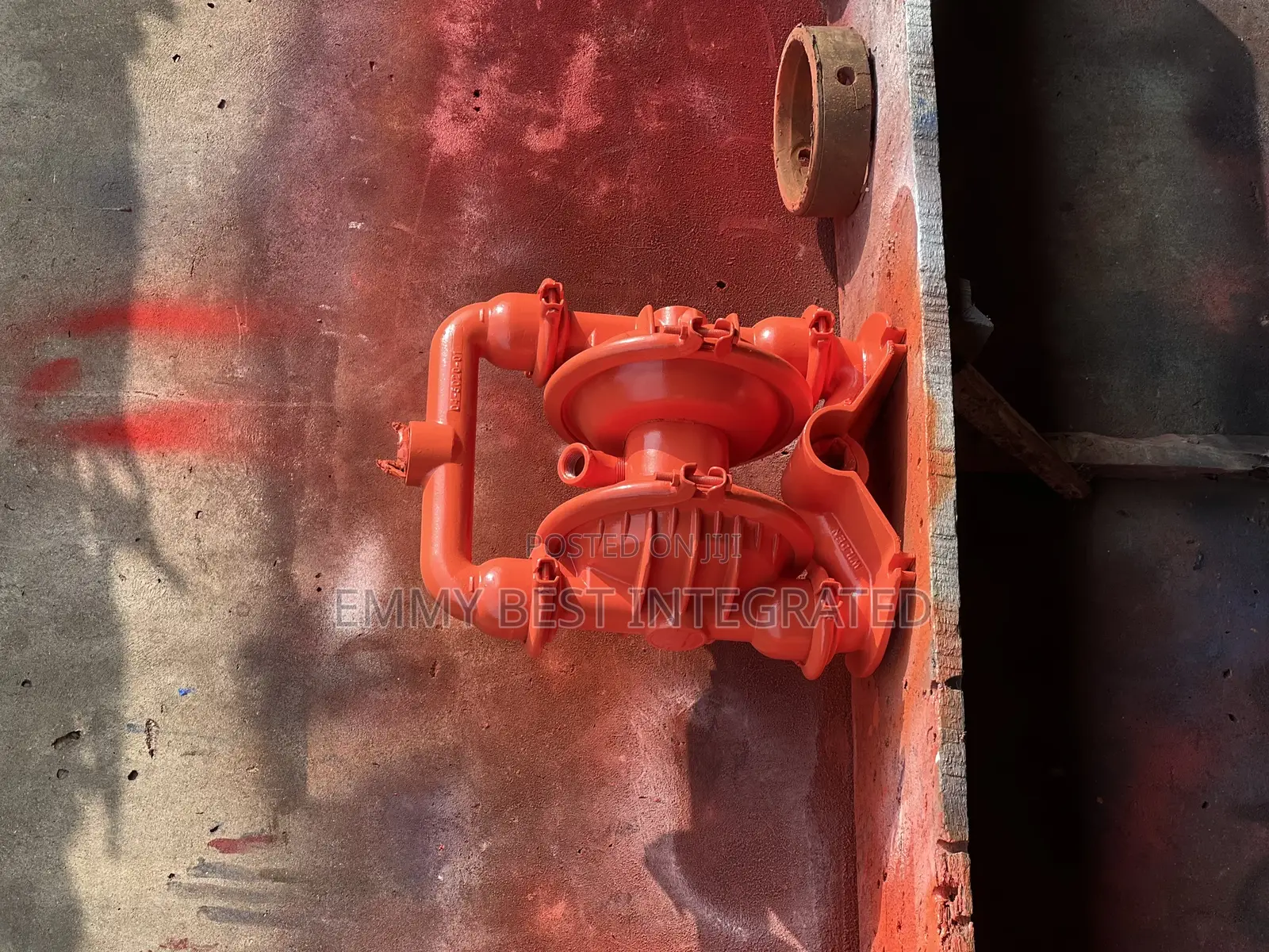 Wilden T8 Turbo-Flo Clamped Diaphragm Metal Pump 2"