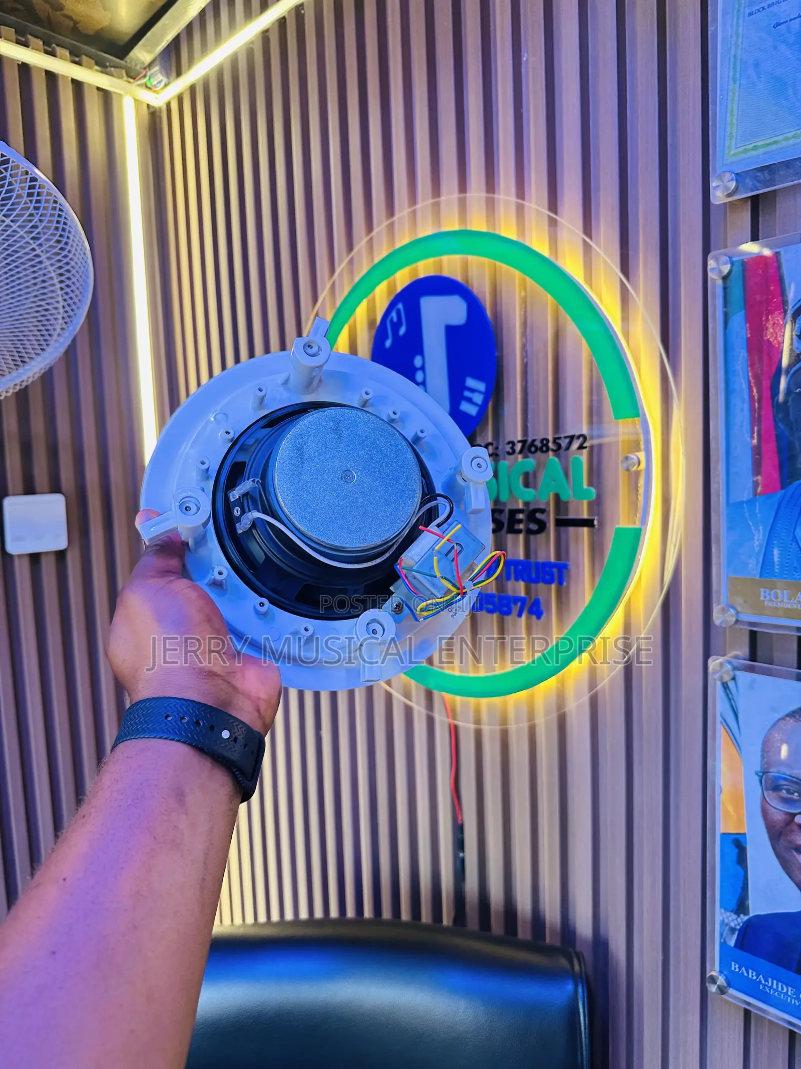 Dart Ceiling Speakers Frame