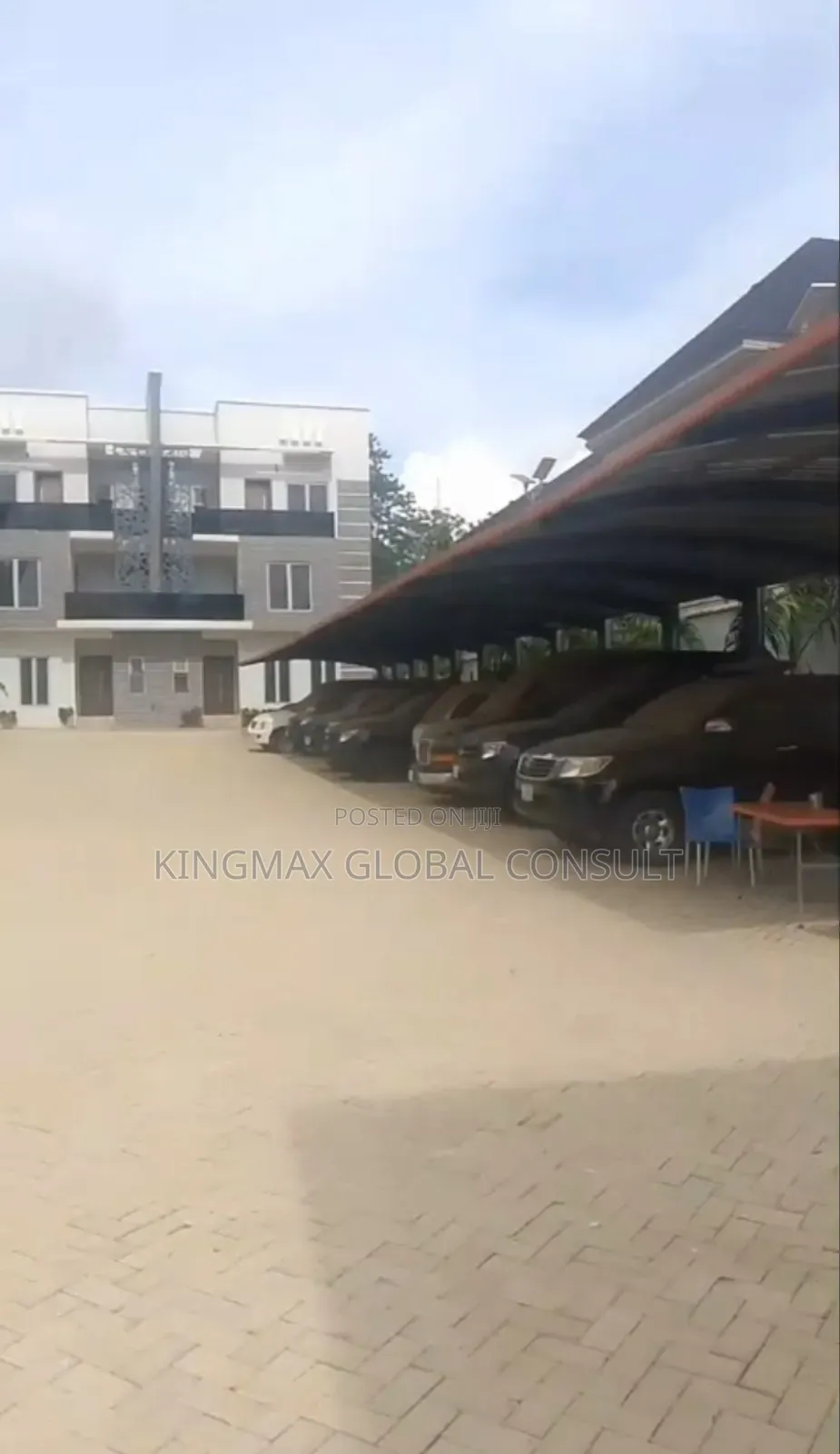 4bdrm Duplex in Guzape Main Abuja for sale