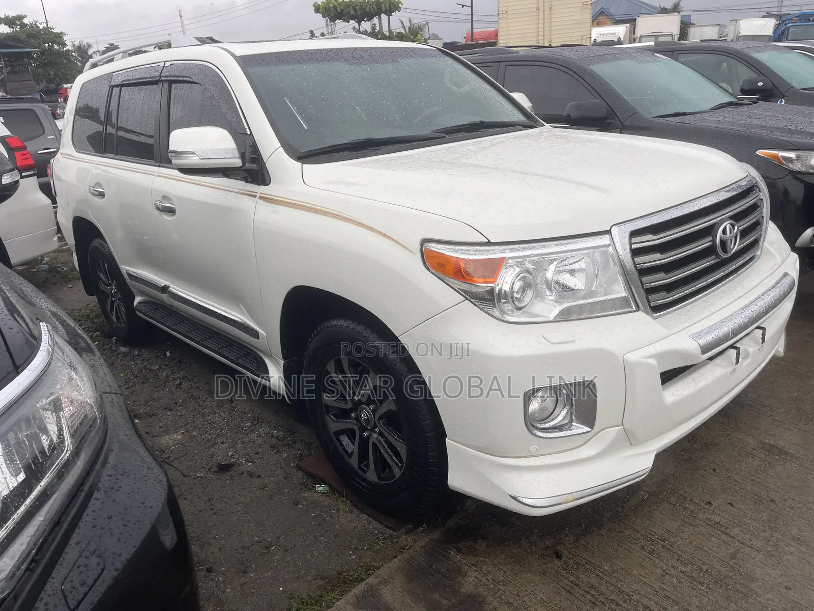 Toyota Land Cruiser 2016 White