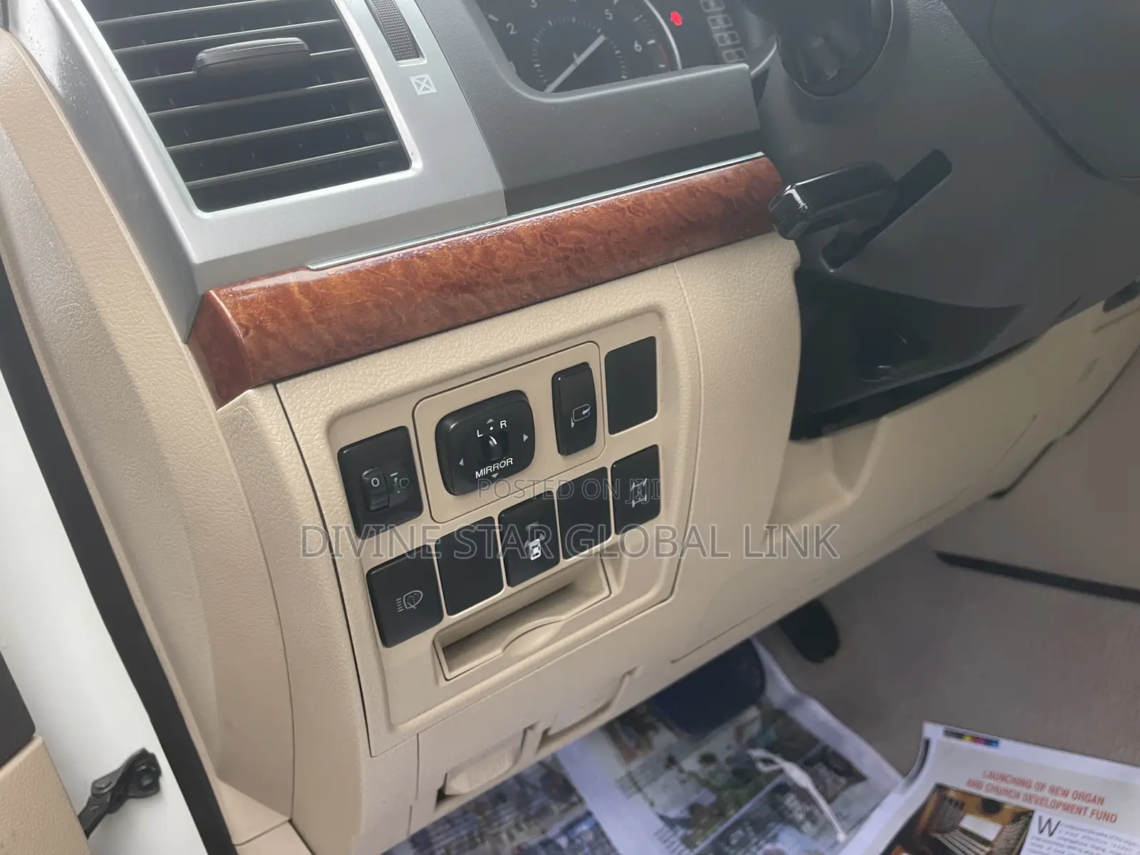 Toyota Land Cruiser 2016 White